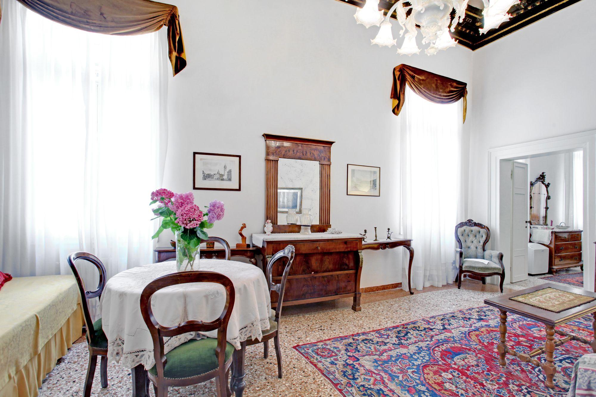 Testa - Wr Apartment