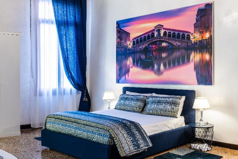 Ca Sant'angelo Apartment *