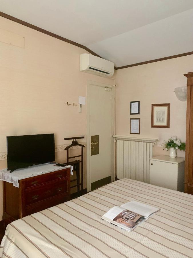 Hotel La Calcina 3* Venice