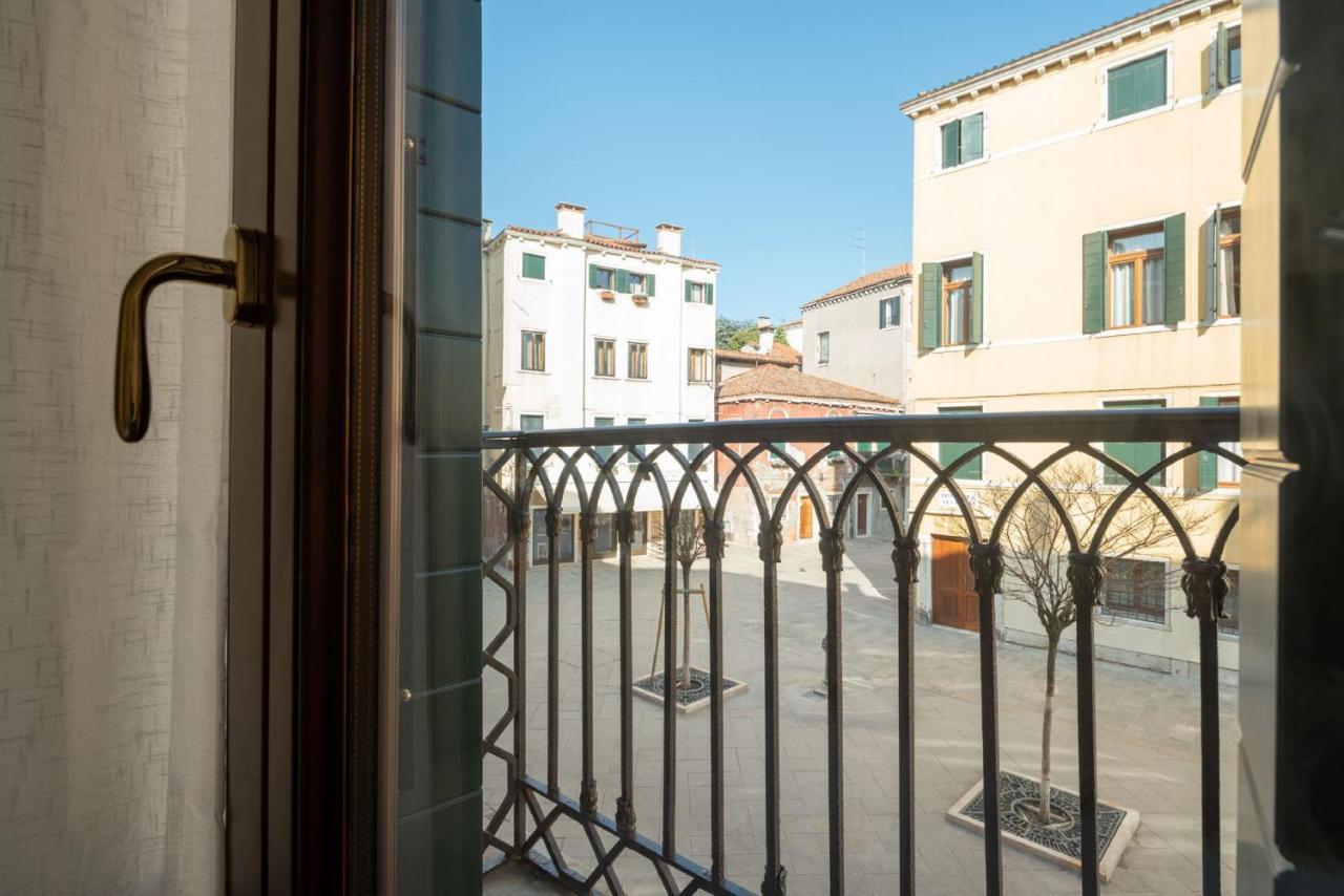 Apartment Dorsoduro Charme By Wonderful Italy